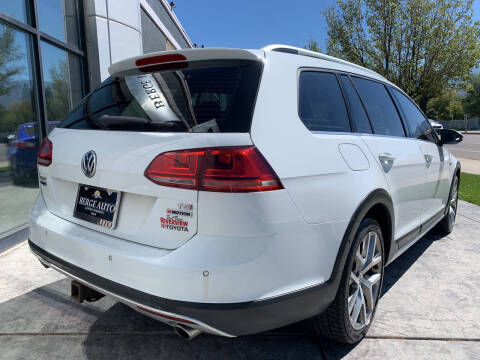 2017 Volkswagen Golf Alltrack TSI SEL 4Motion