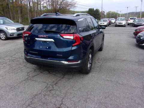 2023 GMC Terrain SLT
