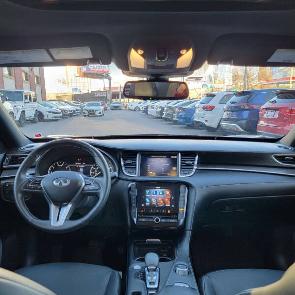 2022 Infiniti QX50 Luxe