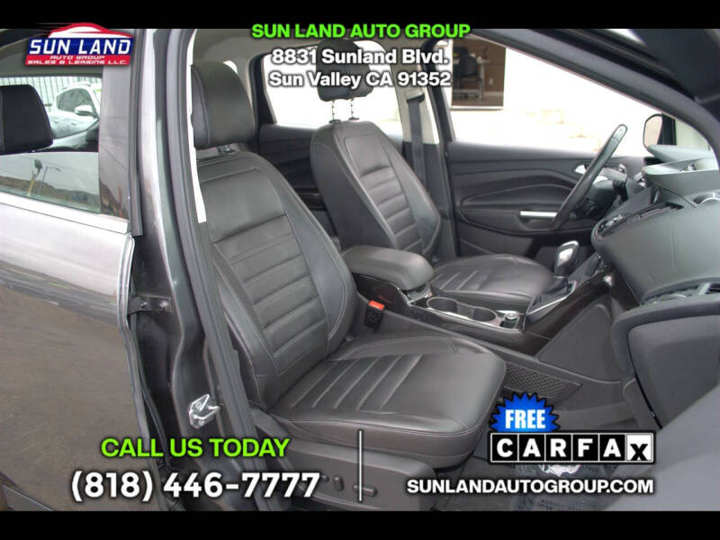 2017 Ford C-MAX Energi Titanium