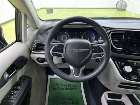 2022 Chrysler Pacifica Touring L