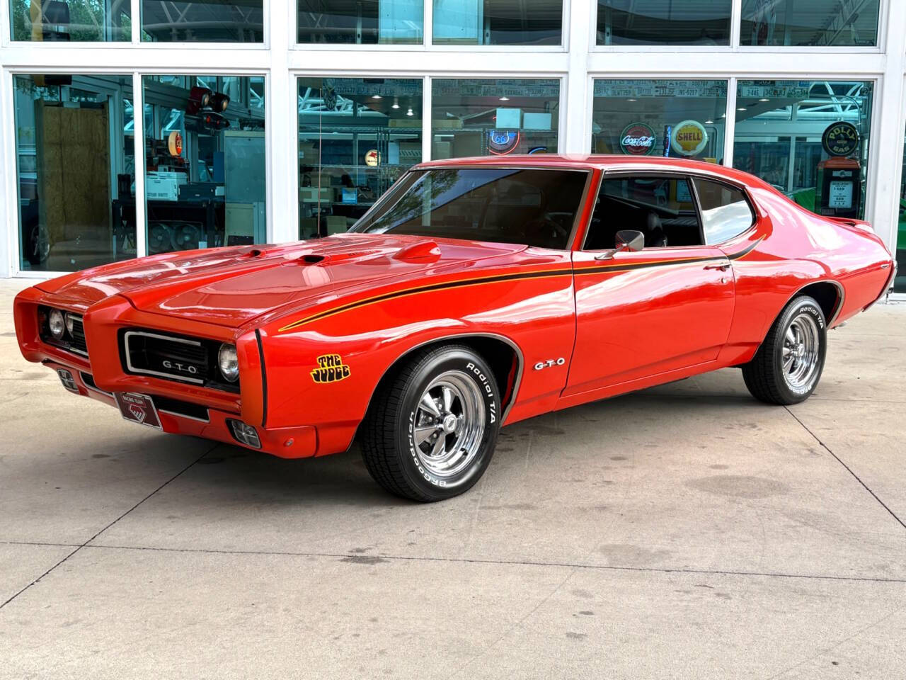 1969 Pontiac GTO 12