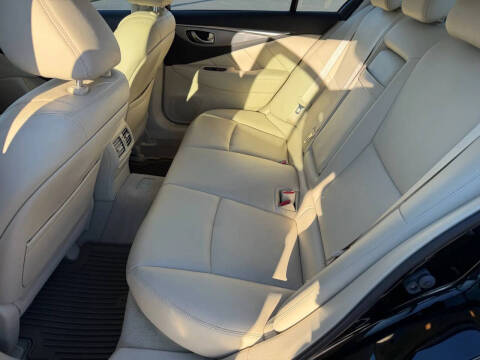 2014 Infiniti Q50 Premium