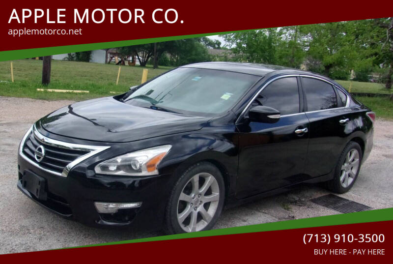 2013 Nissan Altima for sale at APPLE MOTOR CO. in Houston TX