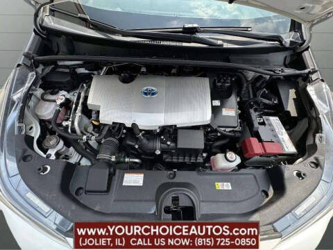 2022 Toyota Prius LE