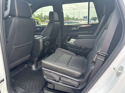 2025 GMC Yukon Elevation