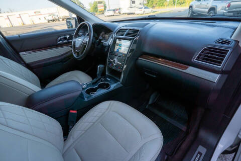 2018 Ford Explorer Platinum