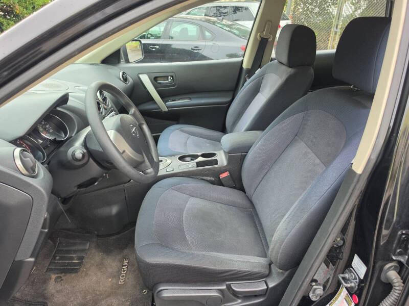 2014 Nissan Rogue Select S