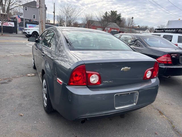 2009 Chevrolet Malibu 1LT photo 4