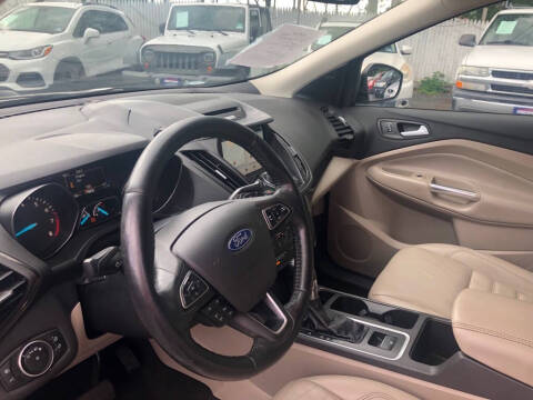 2017 Ford Escape Titanium