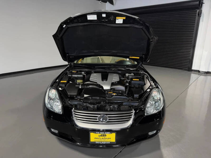 2004 Lexus SC 430