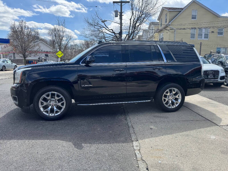 2017 GMC Yukon SLT