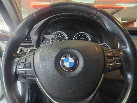 2016 BMW 5 Series 528i xDrive