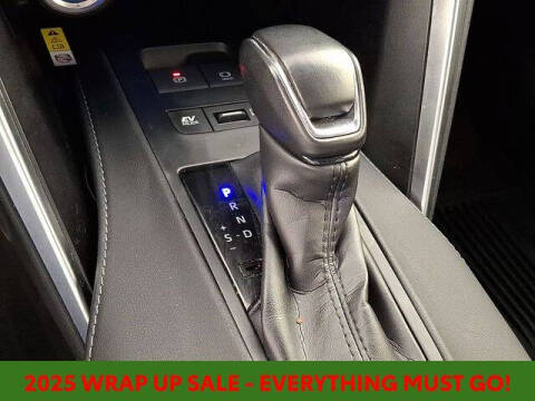 2022 Toyota Venza LE