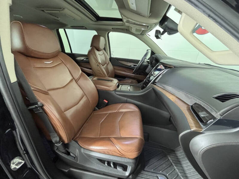 2020 Cadillac Escalade ESV Premium Luxury