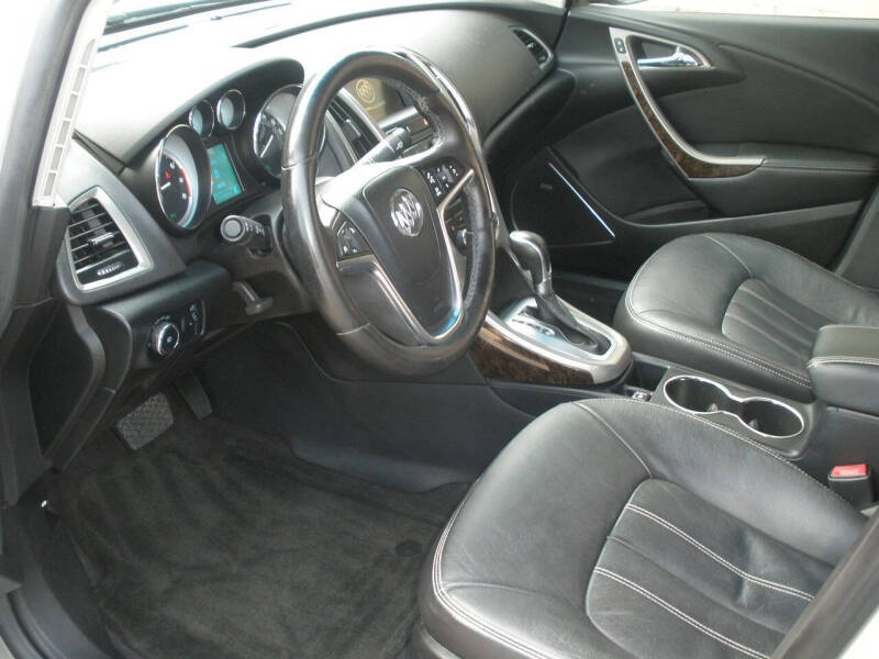 2012 Buick Verano Leather Group