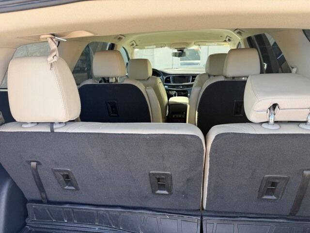 2020 Buick Enclave Essence