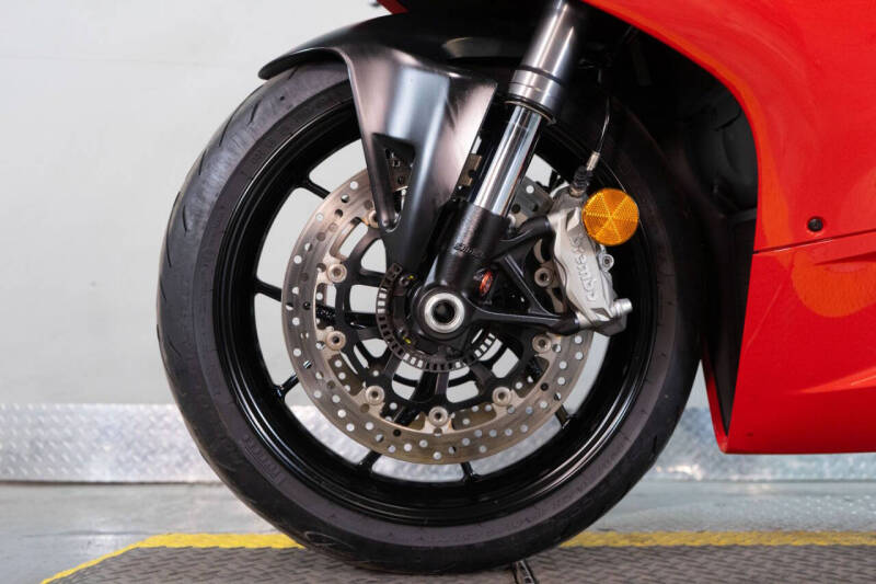 2021 Ducati Panigale V2