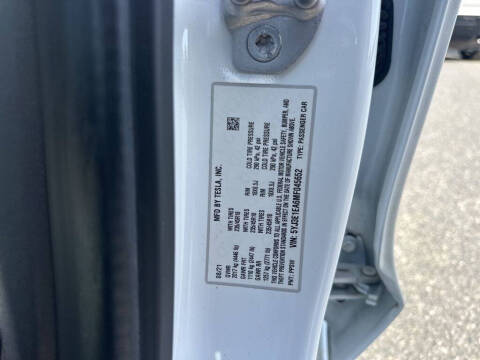 2021 Tesla Model 3 Standard Range Plus