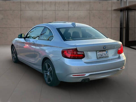 2017 BMW 2 Series 230i