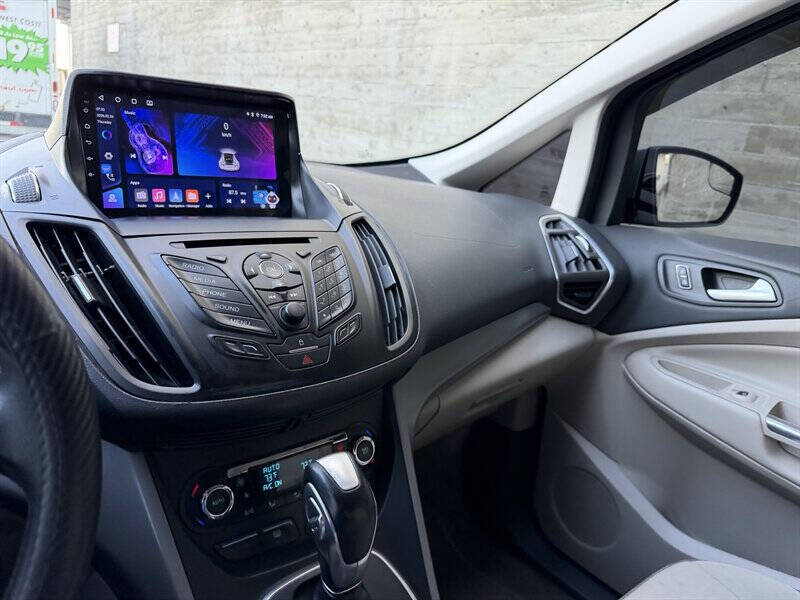 2013 Ford C-MAX Hybrid SE