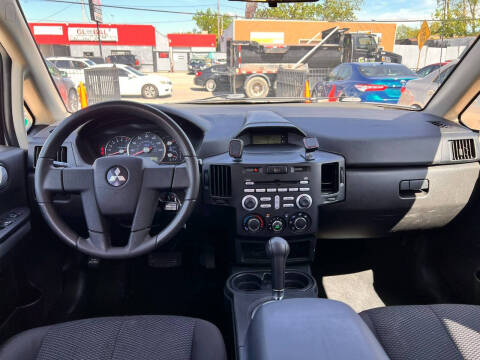 2011 Mitsubishi Endeavor LS