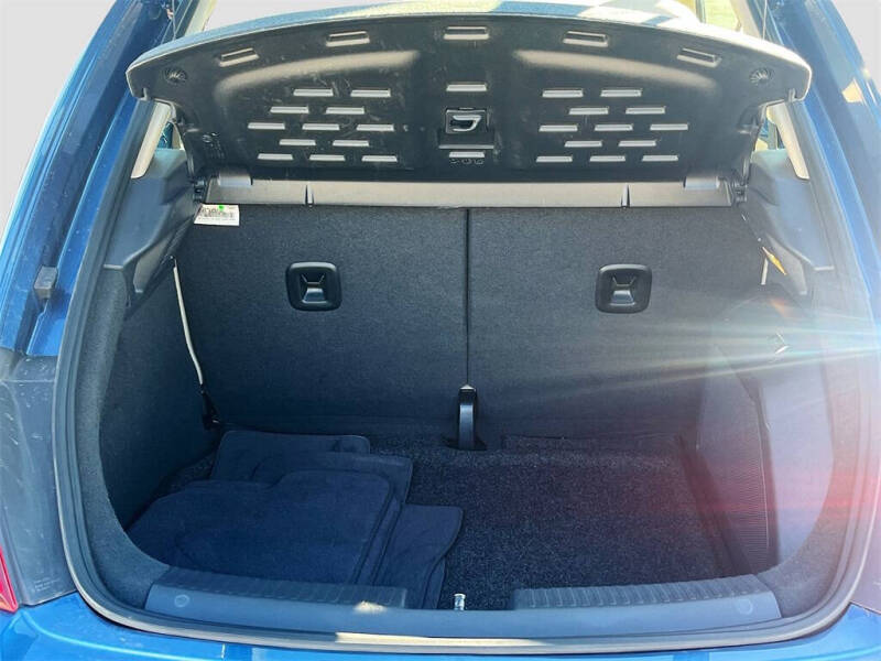 2019 Volkswagen Beetle 2.0T SE