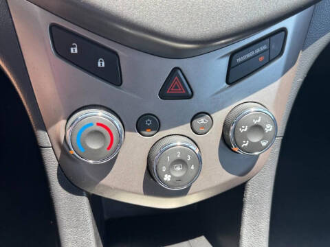 2016 Chevrolet Sonic LT Auto