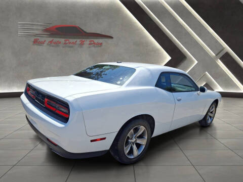 2016 Dodge Challenger SXT