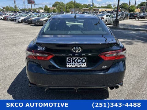 2021 Toyota Camry SE