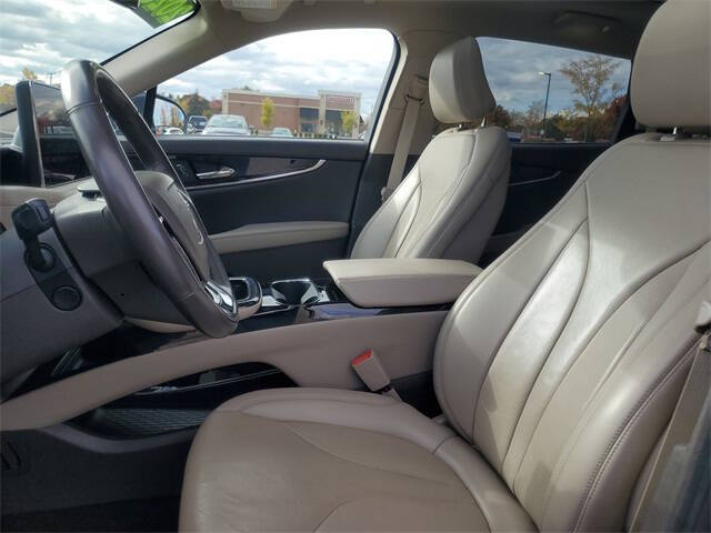 2023 Lincoln Nautilus Reserve