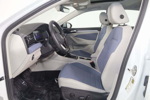 2025 Volkswagen Jetta SE