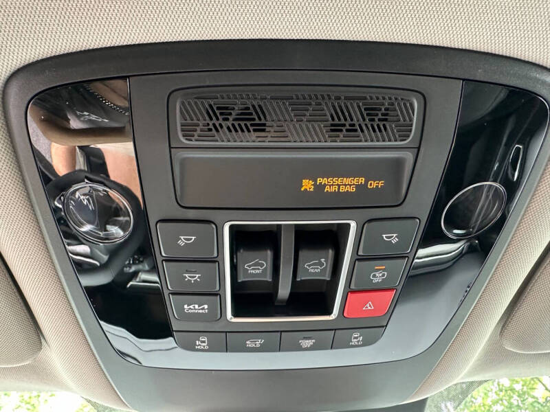 2026 Kia Carnival SX