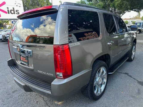 2014 Cadillac Escalade Luxury