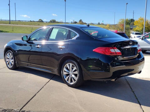 2014 Infiniti Q70 3.7