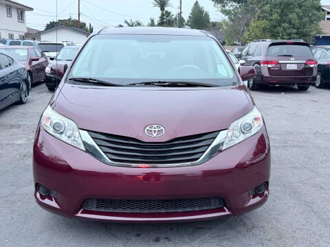 2011 Toyota Sienna