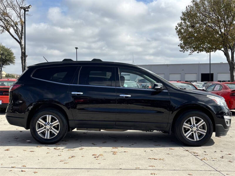 2017 Chevrolet Traverse LT