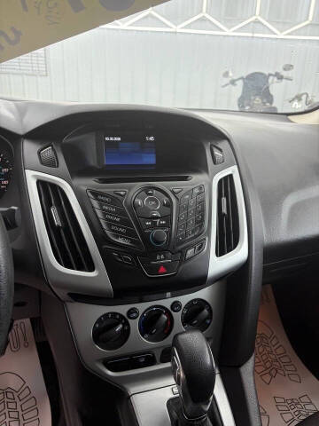 2014 Ford Focus SE