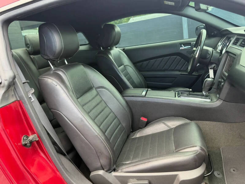 2014 Ford Mustang V6 Premium