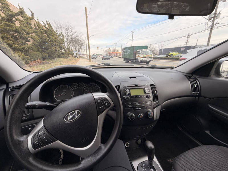 2012 Hyundai Elantra Touring SE