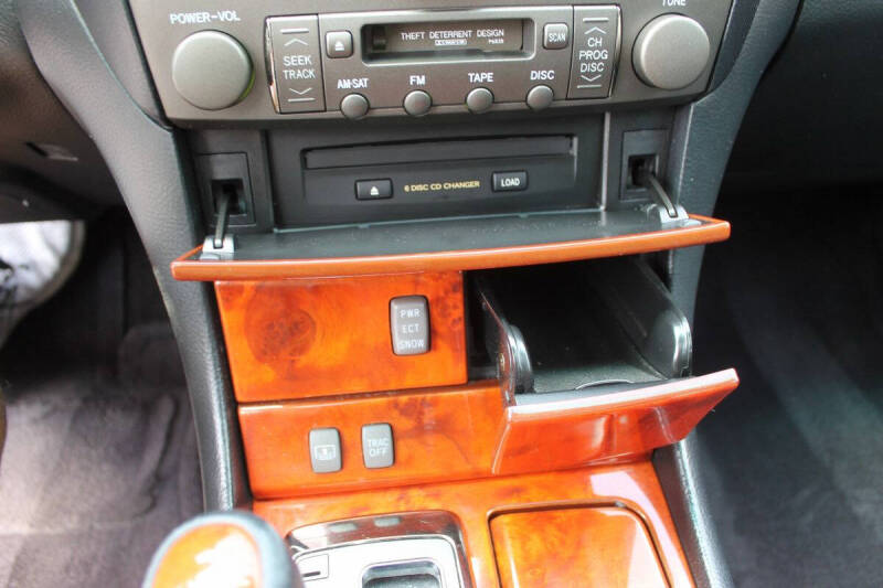 2004 Lexus LS 430