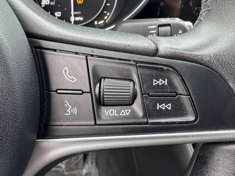 2017 Alfa Romeo Giulia