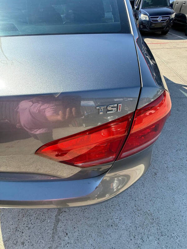 2014 Volkswagen Passat 1.8T S