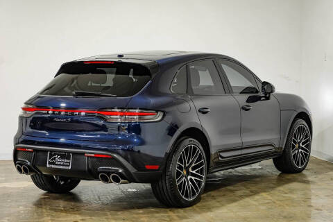 2022 Porsche Macan S
