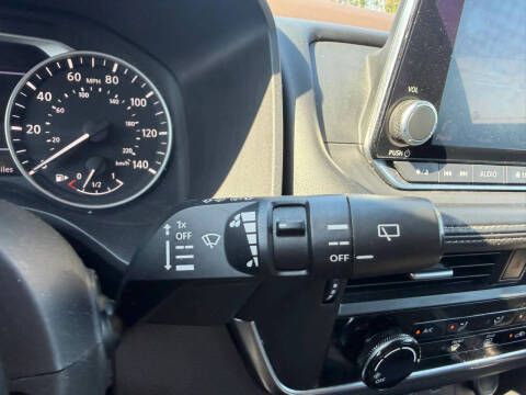 2021 Nissan Rogue S