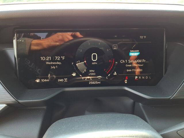 2025 GMC Acadia Elevation