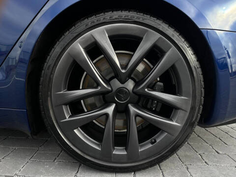 2023 Tesla Model S Standard Range