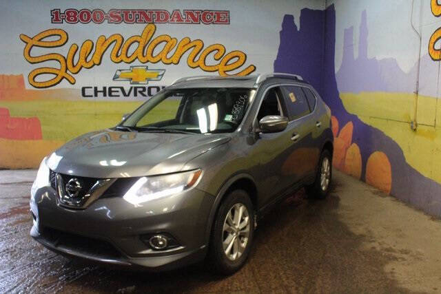 Used 2015 Nissan Rogue SV with VIN 5N1AT2MV4FC889806 for sale in Grand Ledge, MI