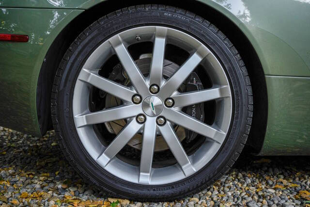 2006 Aston Martin DB9 Volante