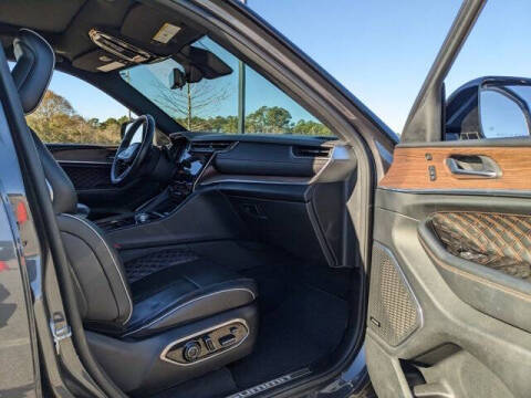 2022 Jeep Grand Cherokee L Summit